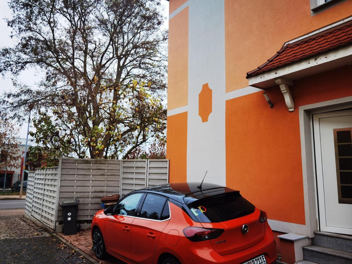 Modernes Behagliches Haus Mit Kamin, Terrasse Und Garten Magdeburg Dış mekan fotoğraf